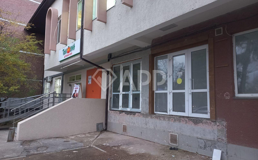 Сдам помещение свободного назначения, 250 м² фото