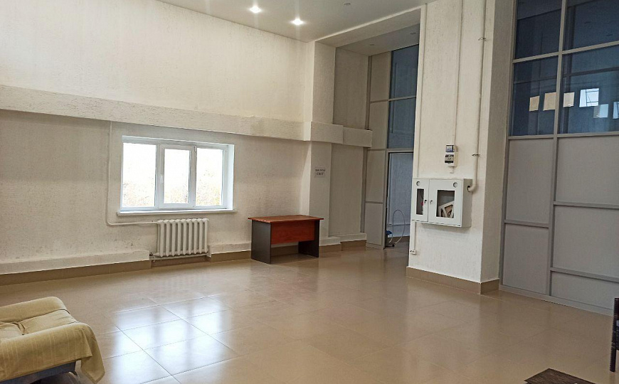Продам помещение с высоким трафиком. фото