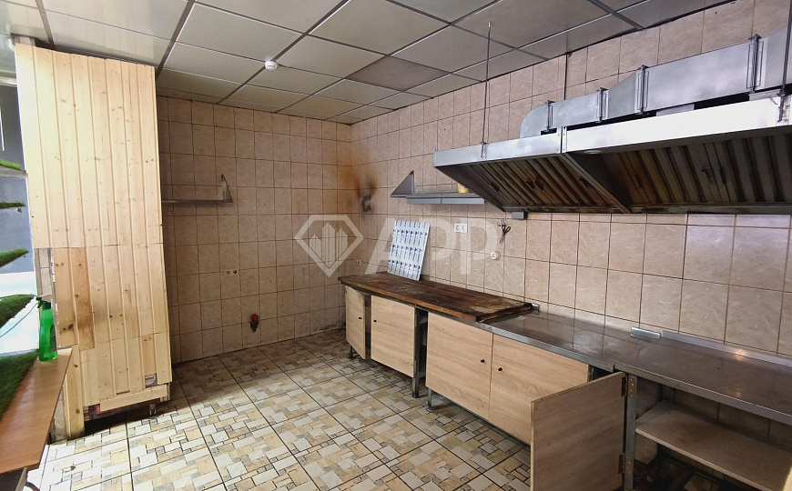 Сдам торговое помещение, 40 м² фото