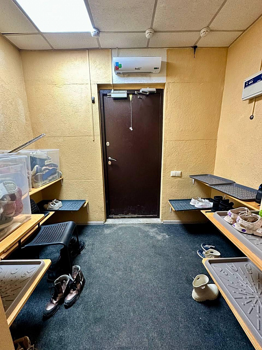 Аренда 160 м2 на 1 этаже здания на ул.Ленинской фото