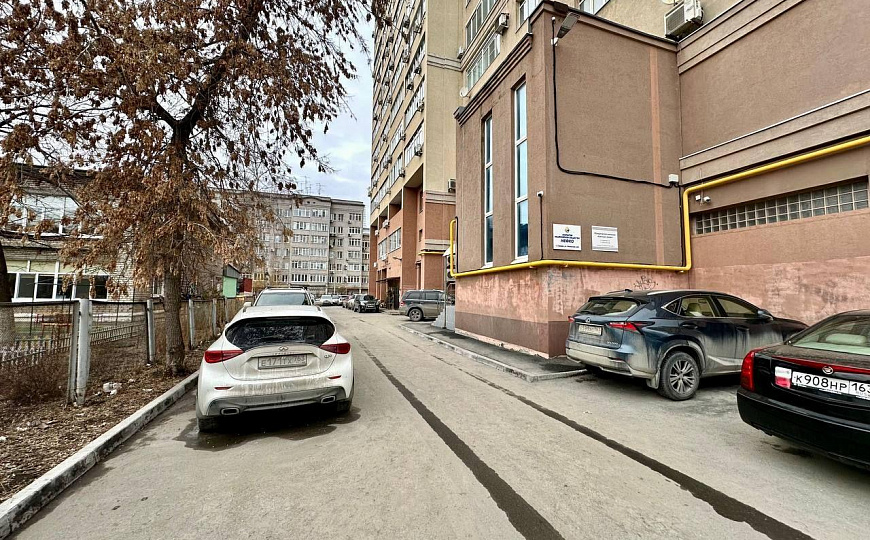 Аренда 160 м2 на 1 этаже здания на ул.Ленинской фото