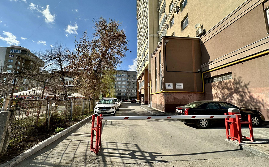 Аренда 160 м2 на 1 этаже здания на ул.Ленинской фото