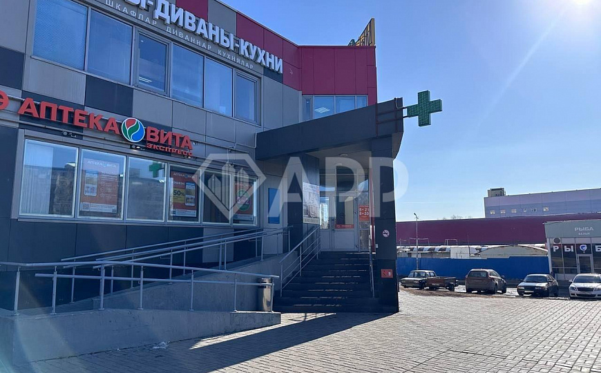 Аренда торгово-офисного помещение 56м2 и 19,2 м2 фото