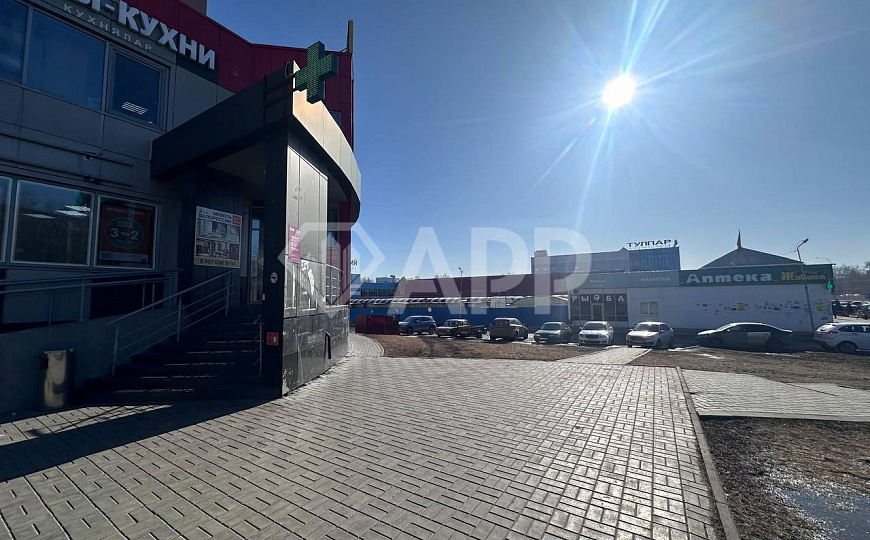 Аренда торгово-офисного помещение 56м2 и 19,2 м2 фото