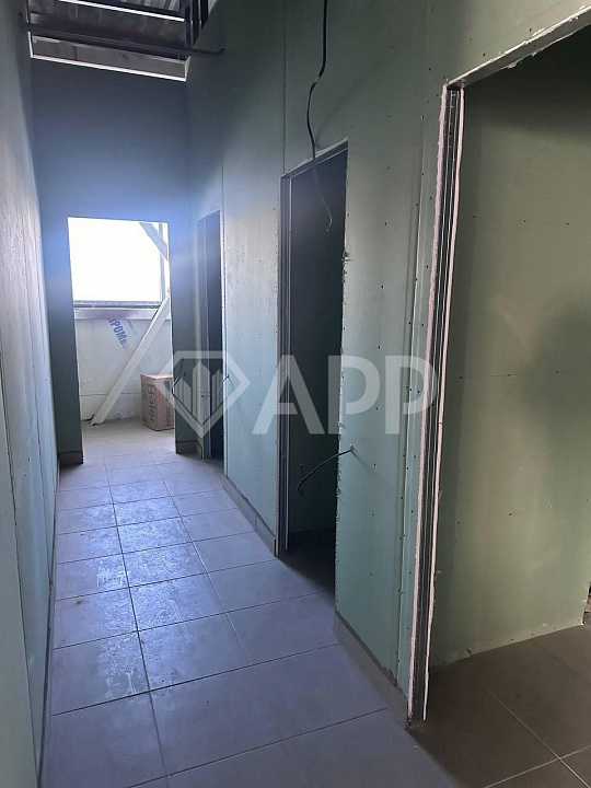 Аренда торгового помещения 750м2  фото