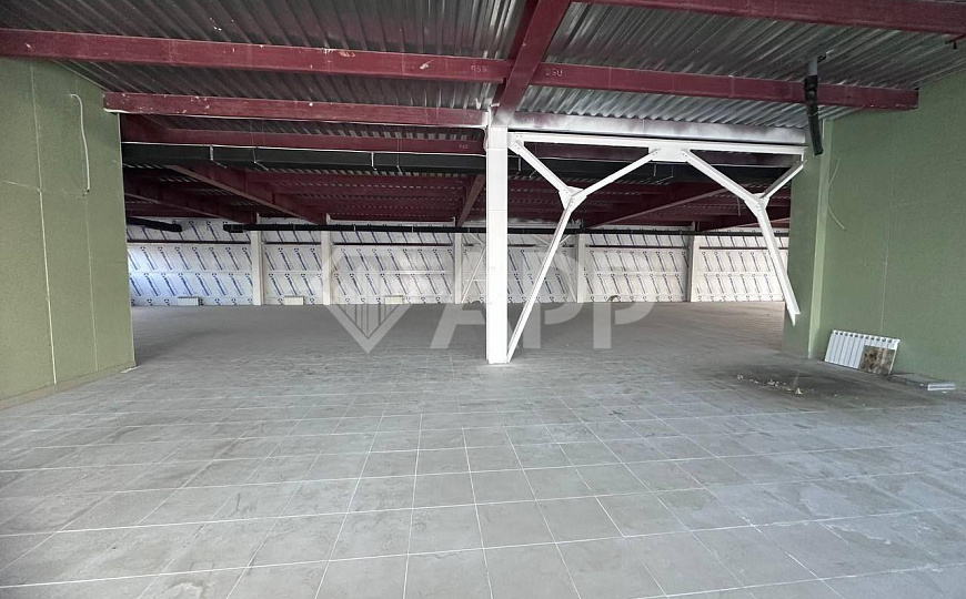 Аренда торгового помещения 750м2  фото