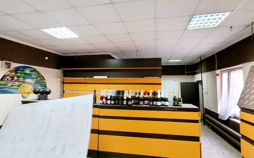 Продам отдельно стоящее здание, 700 м² фото