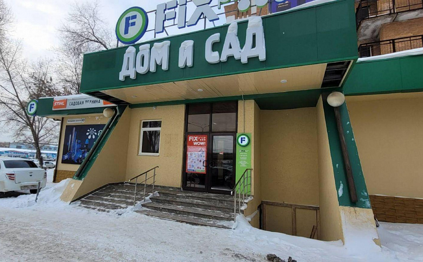 Продам торговое помещение, 1 040 м² фото