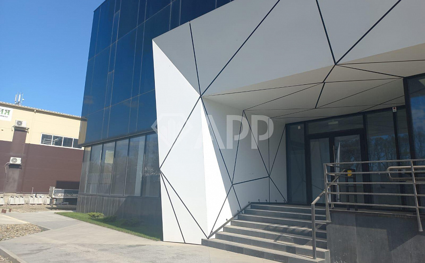 Сдам отдельно стоящее здание, 1 765 м² фото