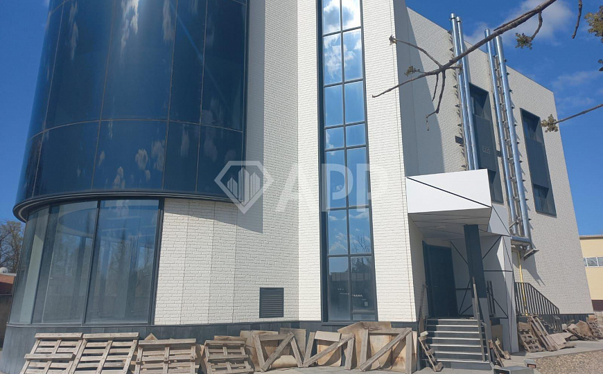 Сдам отдельно стоящее здание, 1 765 м² фото