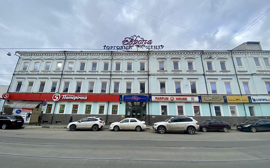 Сдам торговое помещение, 1 000 м² фото