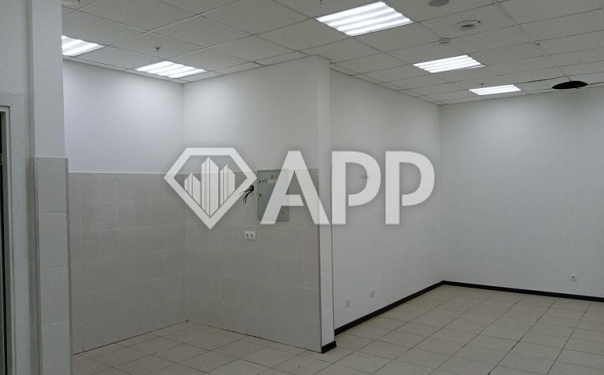 Сдам торговый центр, 90 м² фото