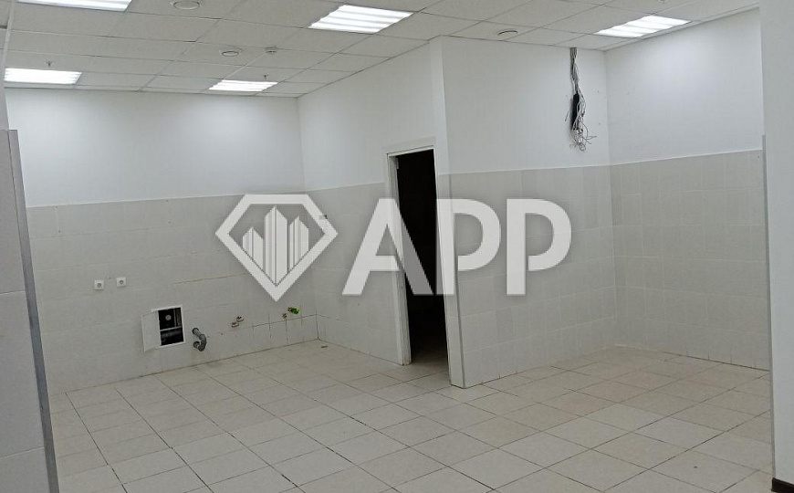 Сдам торговый центр, 90 м² фото