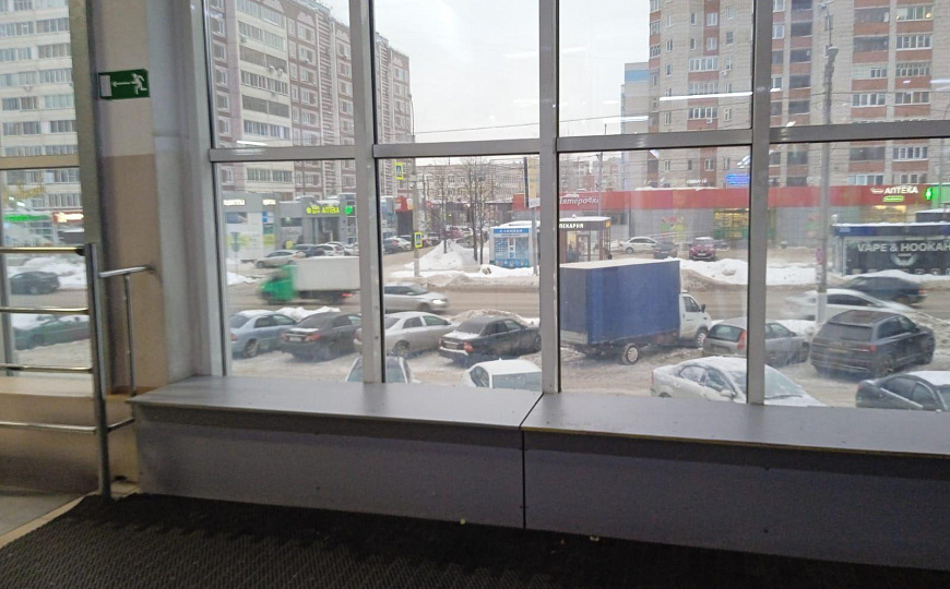 Сдаются торговые помещения от 500м² до 3600м² фото
