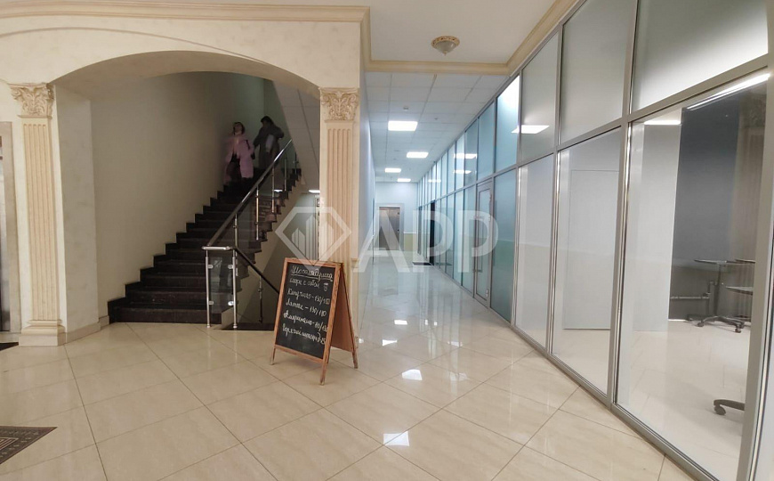 Сдам помещение свободного назначения, 300 м² фото