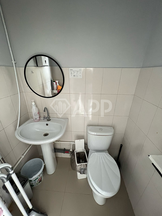 Сдам торговое помещение 50 м2 фото