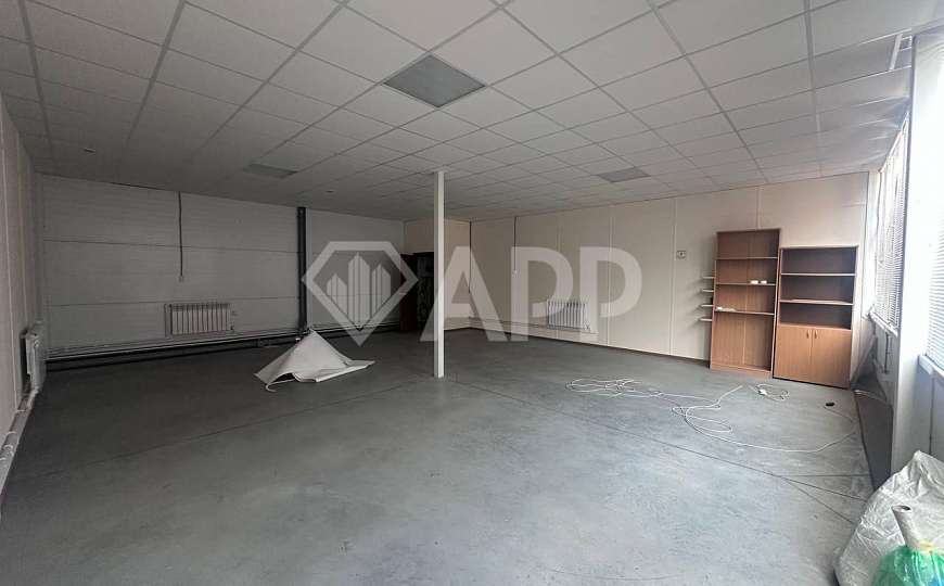 Аренда торгового помещения 72 м² фото