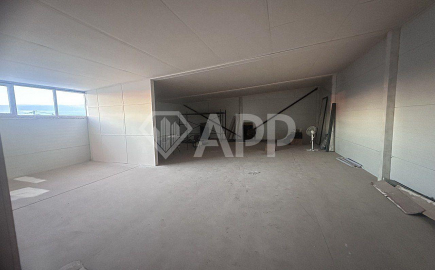 Аренда торгового помещения 72 м² фото
