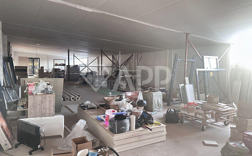 Аренда торгового помещения 72 м² фото
