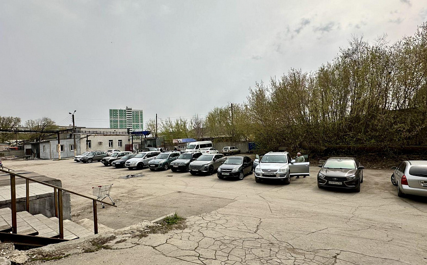 Продажа торговой базы 3600 м2 в г.Новокуйбышевске фото