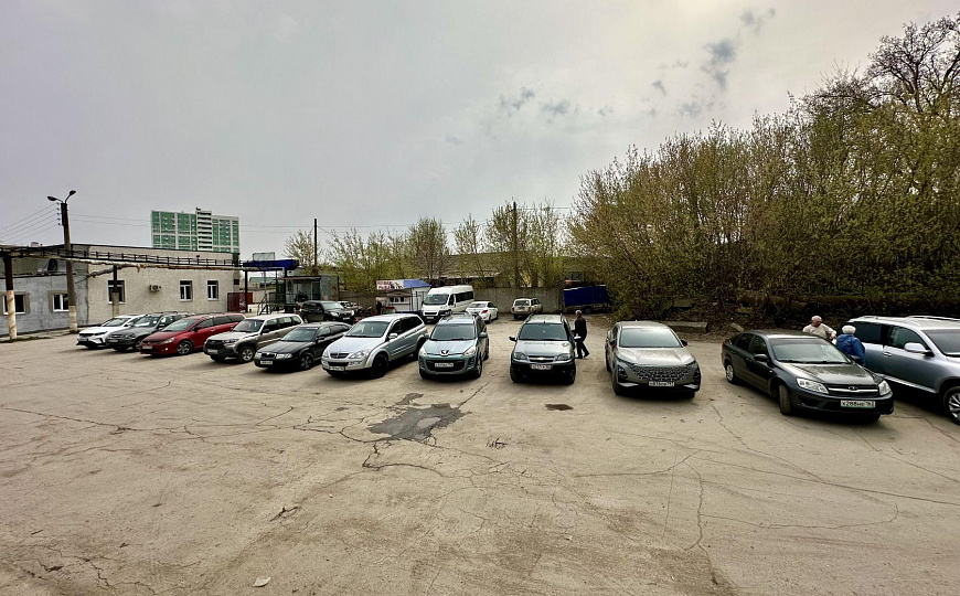 Продажа торговой базы 3600 м2 в г.Новокуйбышевске фото