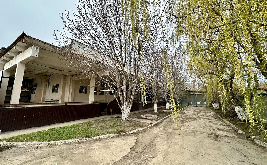Продажа торговой базы 3600 м2 в г.Новокуйбышевске фото