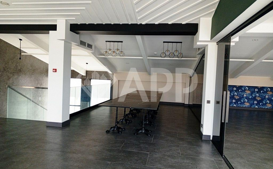 Сдам отдельно стоящее здание, 1 000 м² фото