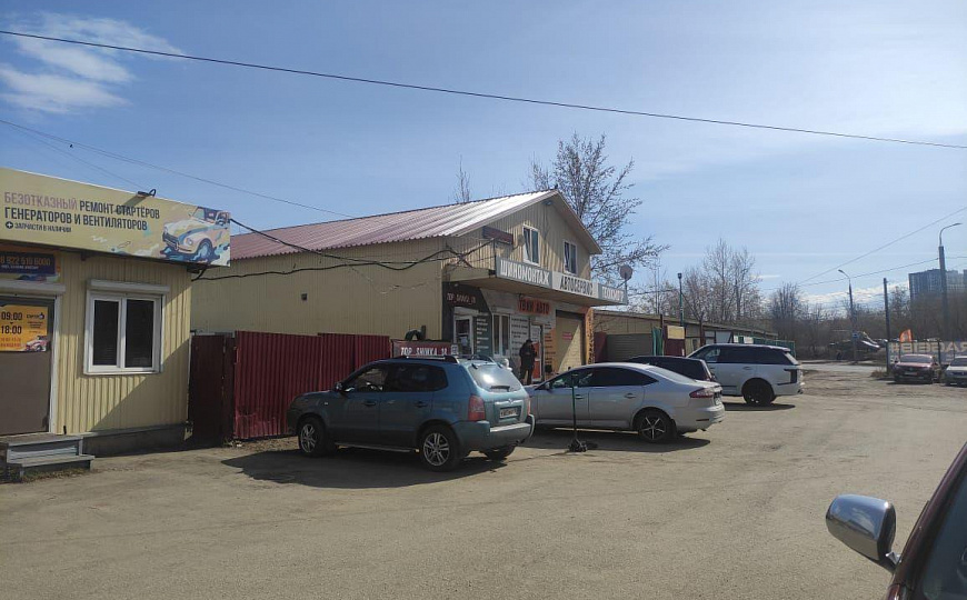 Продается база с земельным участком фото