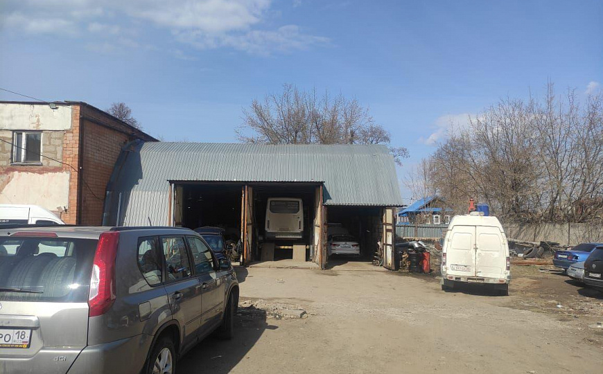 Продается база с земельным участком фото