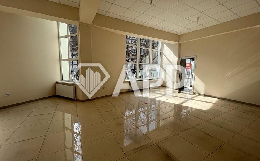 Сдам помещение свободного назначения, 360 м² фото