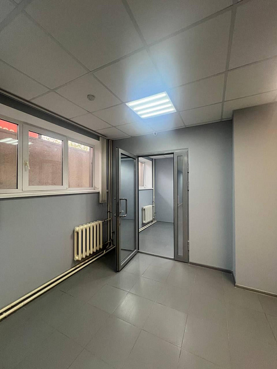 Аренда помещения свободного назначения 162,9 м2 фото