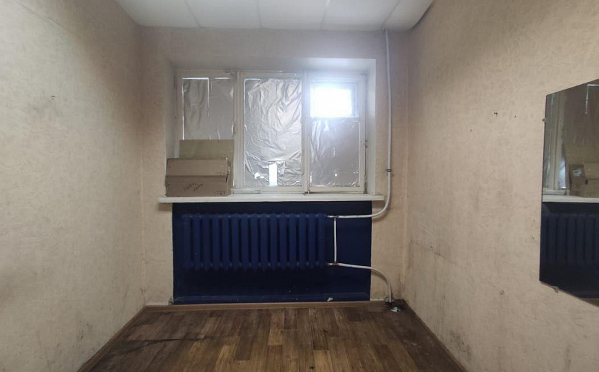 Помещение стрит-ритейл 89 м² на 1-й линии с высоким трафиком! фото