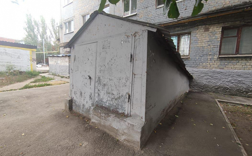 Помещение стрит-ритейл 89 м² на 1-й линии с высоким трафиком! фото