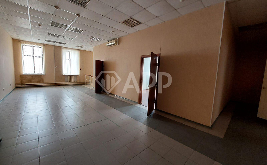 Сдам торговое помещение, 75 м² фото