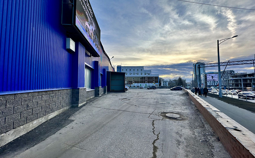 Аренда 351 м2 в ТЦ «Караван» фото