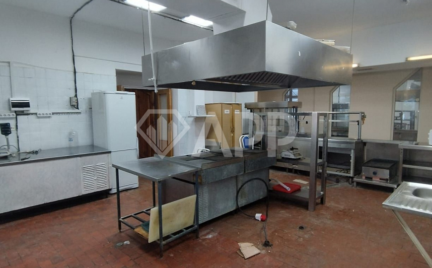 Продам помещение общественного питания, 755 м² фото