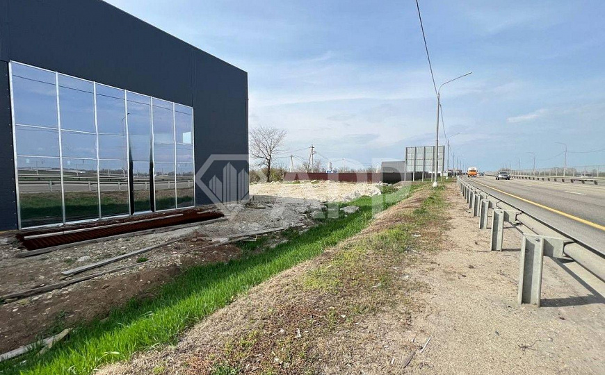 Сдаю отдельно стоящее здание, 500 м² фото