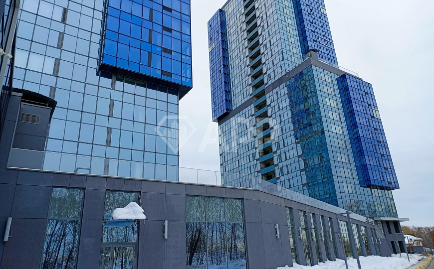Продам пентхаус четыре стороны света. фото