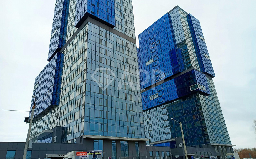 Продам пентхаус четыре стороны света. фото
