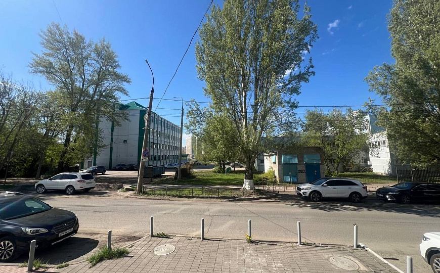 Аренда помещения свободного назначения 247,4 м2 около университета фото