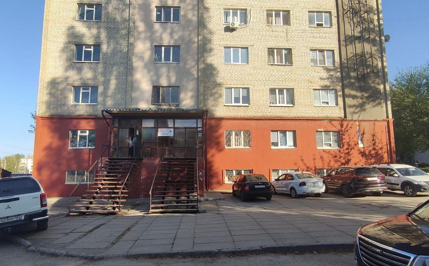 Здание с арендаторами, 2 136,9 м² фото