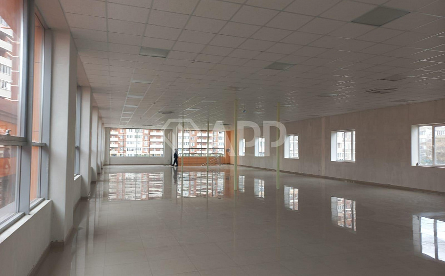 Сдам помещение свободного назначения, 700 м² фото