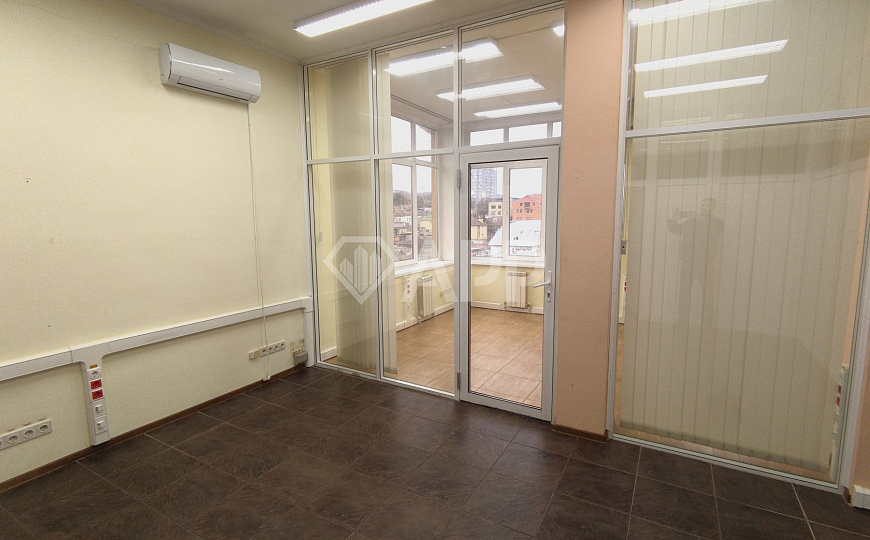 Сдам офисное помещение, 31 м² фото