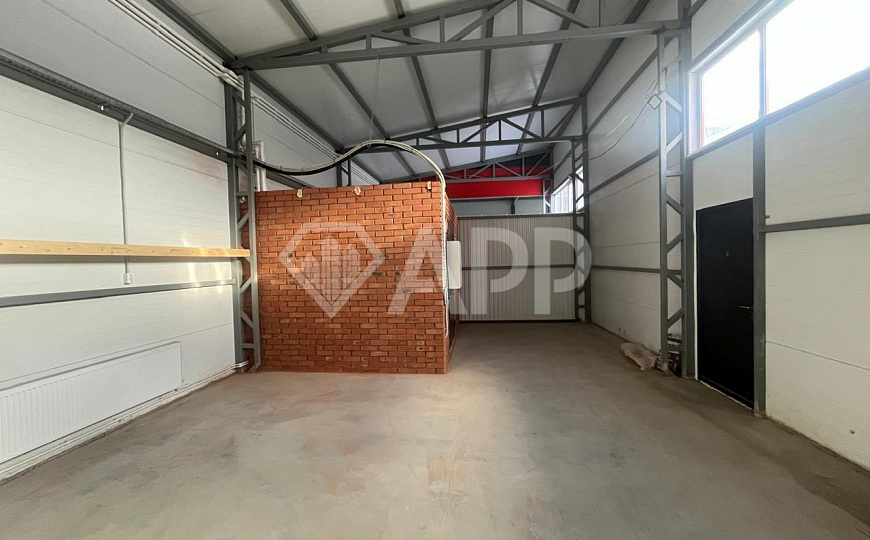 Аренда теплого склада с наливными полами, 181,5 м² фото
