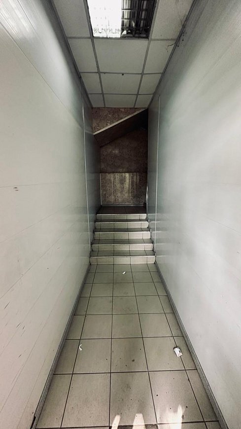 Помещение свободного назначения, 400 м² фото