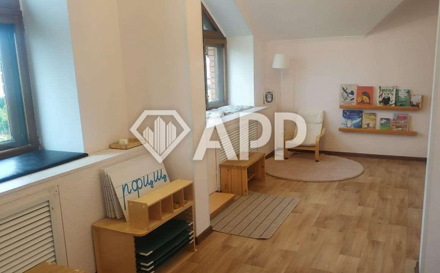 Продам здание габ 640м²  фото