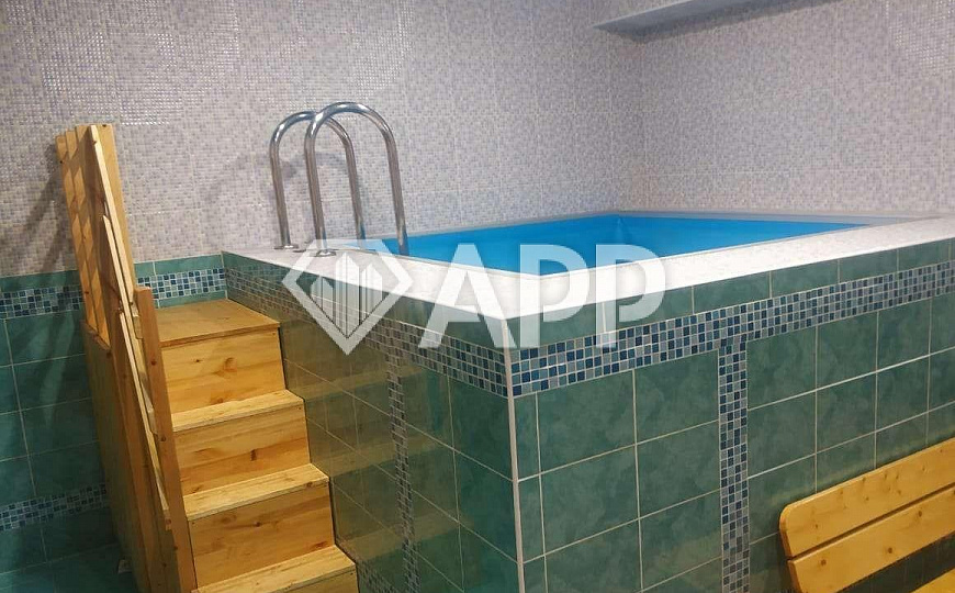 Продам здание габ 640м²  фото