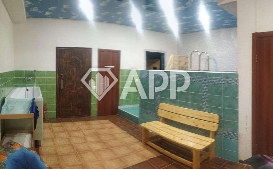 Продам здание габ 640м²  фото