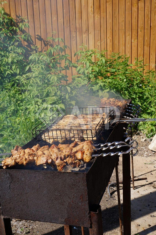 Продам базу, гостиницу на берегу Волги фото