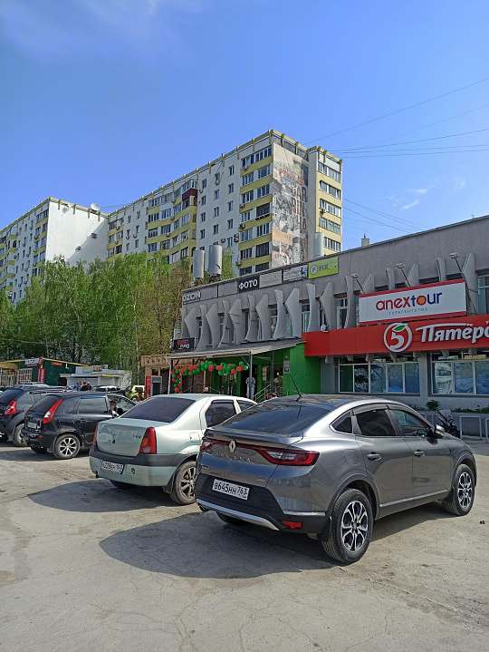 Сдаются помещения в ТЦ на ул Демократической фото